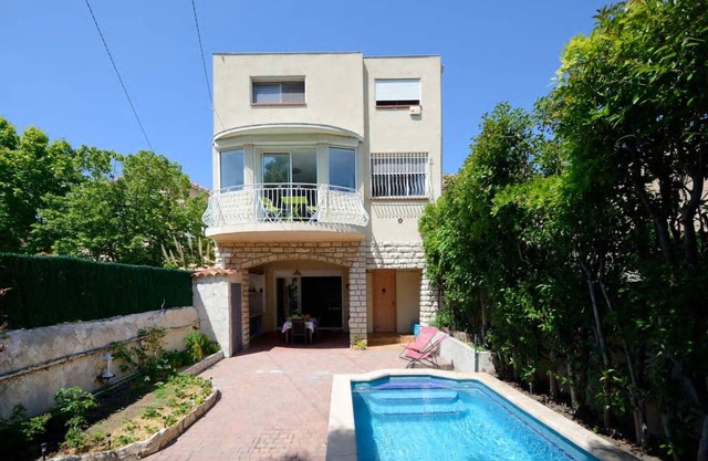 Large villa in Marseille with swimming pool