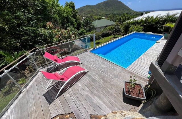 Large villa with sea view, ground floor living area, private swimming pool not overlooked
