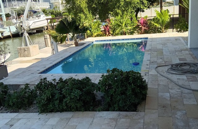 Large Waterfront Home with 80 ft Dockage and Boat Lift with Pool In Islamorada