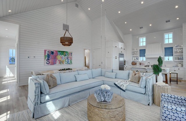 Largest Home in All of Cinnamon Shore w/Gulf-Front Views + Amenities