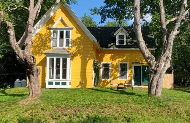 Last min summer openings! Come explore Acadia, Bar Harbor, real Downeast Maine