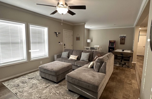 Laughlin/Bullhead Home-Close 2 River and shopping center