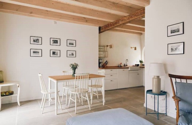 Laundry/Apartment with 2 bedrooms
