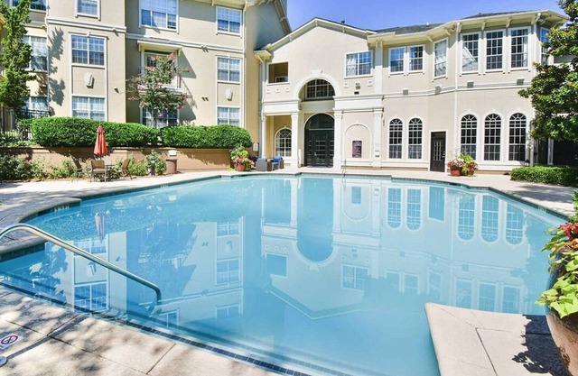 Lavish 5 Star Unit☆☆☆☆☆Heart of Buckhead!!