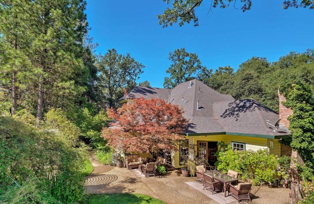 Lavish Sonora Suite on 10 Acres w/ Shared Pool!