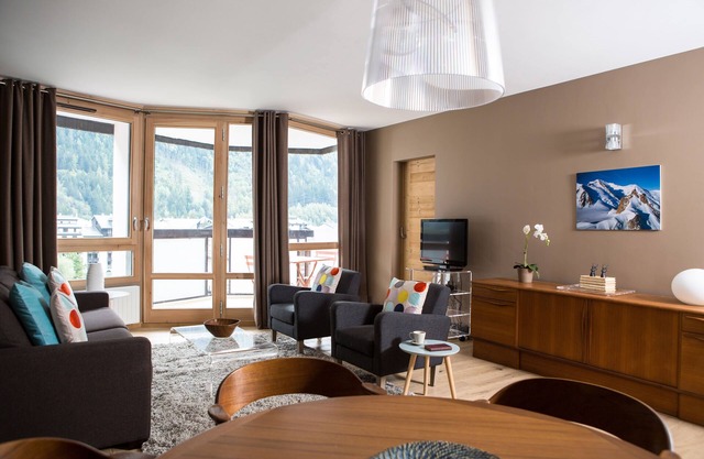 Le Beausite C Apartment - an apartment that sleeps 5 guests in 2 bedrooms