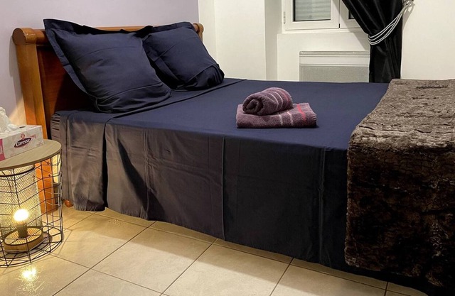 Le Bleu Calme - Vierzon - Wifi et Parking Inclus