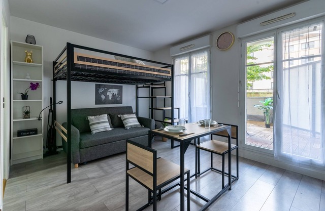 Le Bougainvillier - charmant studio avec balcon