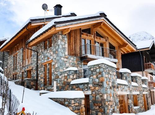 Le Chalet St Martin 10 pers, 5 chambres, avec sauna, piscine