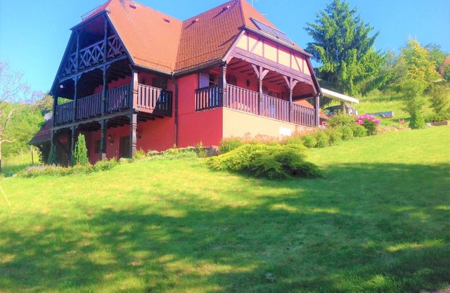 Le chalet - Les terrasses d'Albé - grande maison au pied du vignoble, calme - terrasse - parking gratuit