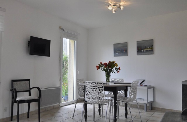 Le Conquet - near village, beaches and shops