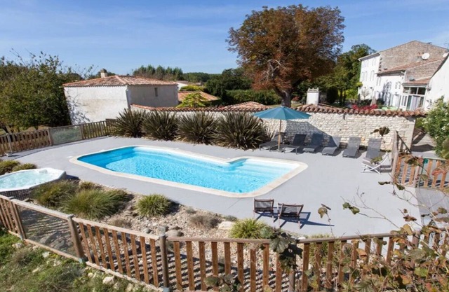 Le cottage - family gîte for 9 between countryside and ocean