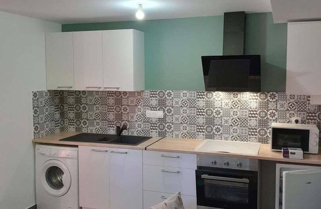 Le Coucou-studio near train station