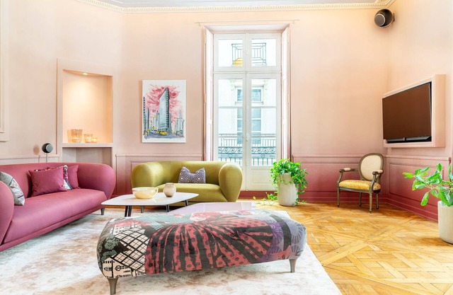 Le Crébillon – Élégance et Prestige au Cœur de Nantes