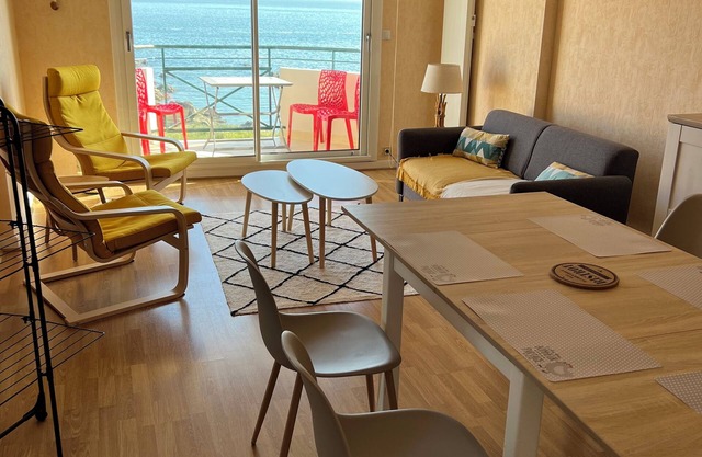 Le Croisic from 7 to 12 nov (marathon de La Baule)Appartement 4 places face mer