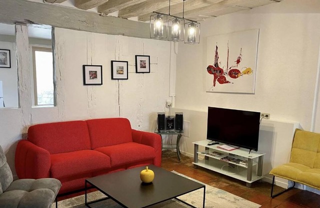 Le Damier-Apartment-Deluxe-Private Bathroom-Patio