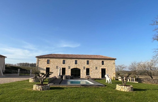 Le domaine Reine Sully