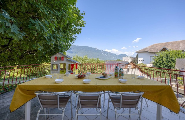 Le Gîte La Pierre Pons - vue montagne