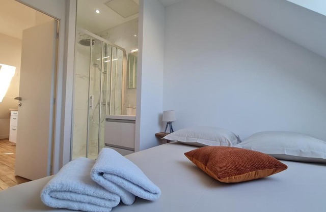 Le Jaures 5 - T2 - Dernier Etage