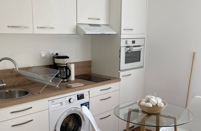 Le Manoir 1 ★ Studio ★ RDC ★ Lumineux