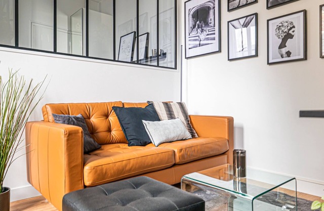 Le MODERN MINIMAL - Room space 2 p - Wifi - Near hyper center and train station