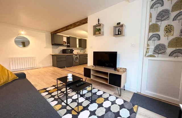 Le Morétain - 400m gare - Jardin - centre ville