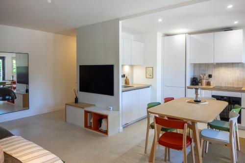 Le Mosaïc - Appartement Design - 2 chambres avec parking privé à Orléans hyper centre