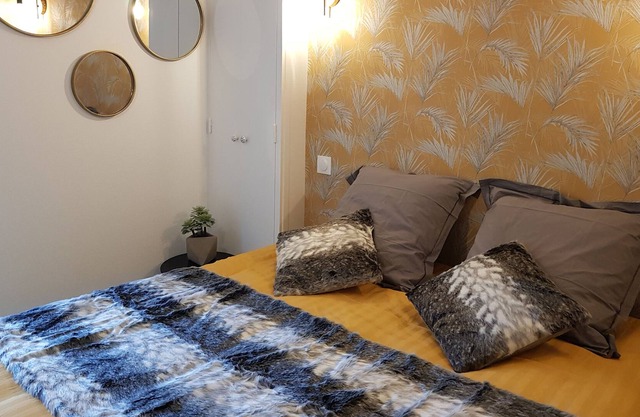 Le p'tit gousset renovated cocoon 100m from the sea.