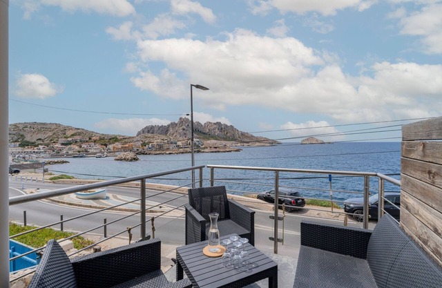 Le Pointu des Goudes - Avec vue mer et collines