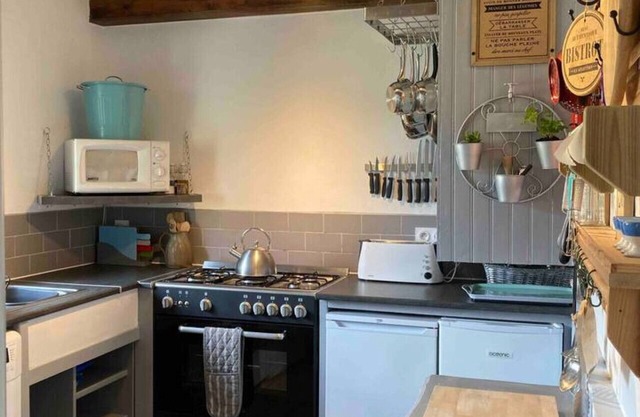 Le Rhun - Ecurie, beau gîte rustique