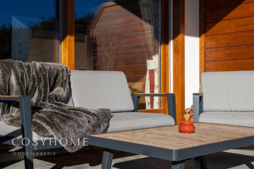 Le Saint Georges l Jardin et vue l By CosyHome