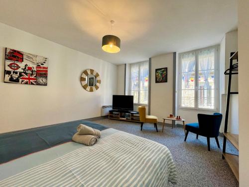 Le Studio du Chateau - Center of Carentan