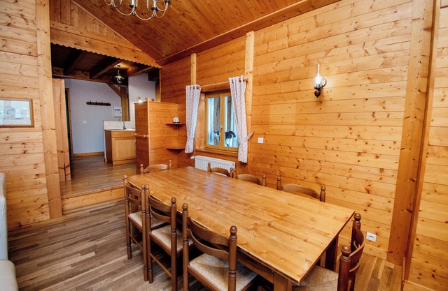 Le Suchet apartment in a 1798 Comtoise farmhouse