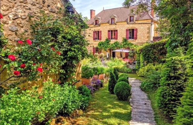 Le Tournesol, Le Banquet aux Eyzies