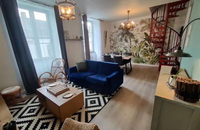 Le TROPICA Appartement 2 chambres, plein Sud centre ville de VITRÉ