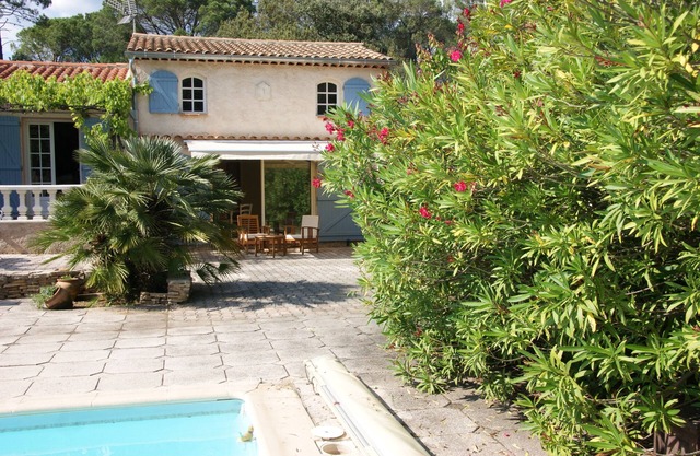 LE VAL en Thym, Gite in Green Provence Between Verdon and Mediterranean Beaches