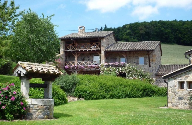 Le Vernay - Pierreclos