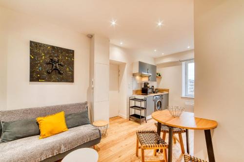 Le Victor Hugo - T2 cosy Horloge-Tassin