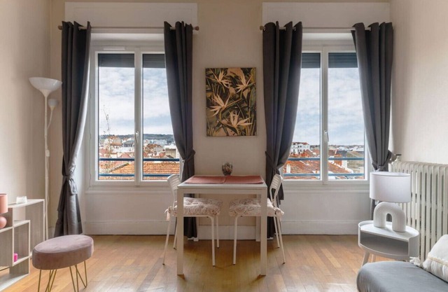 Le Victoria - 37 rue Victoria - Vichy