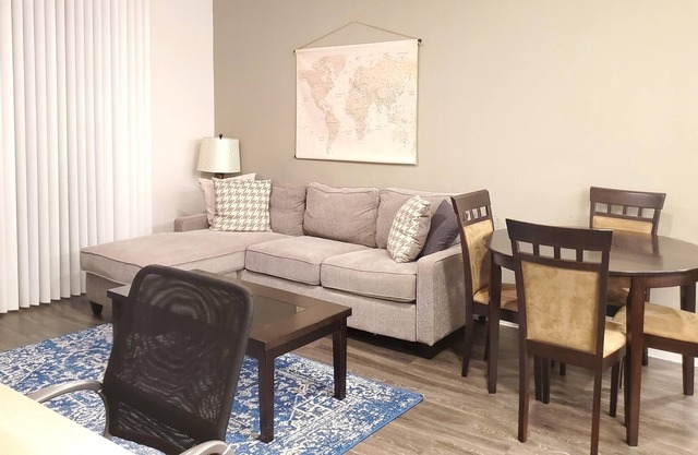 LegacyWest|Corporate|2Bed|Courtyard View