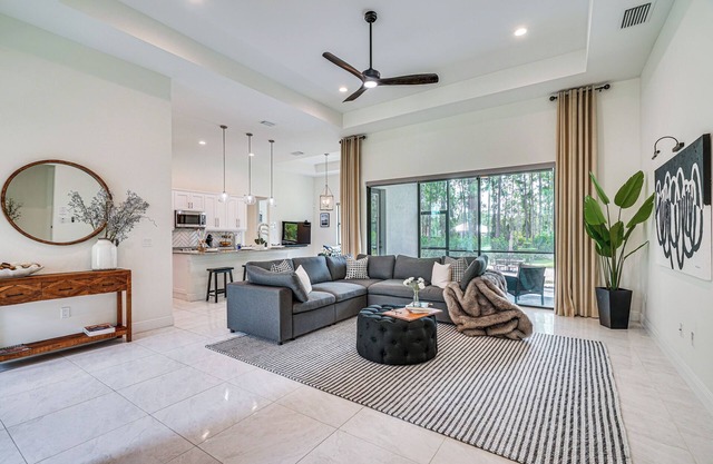 Lehigh Acres Home ~ 7 Mi to River!