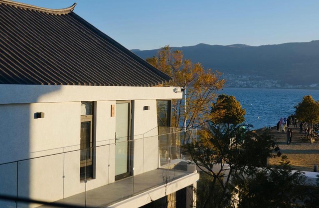 Leisure Courtyard Seascape Designer Hotel