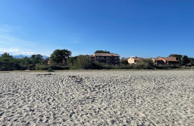 LES BULLES DE MONA - Marina Corse - 2 ch - Clim - Terrasse-pieds dans leau-plage