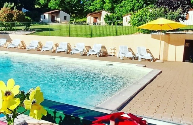 Les Loges de Melis vacation village 4pers (2)