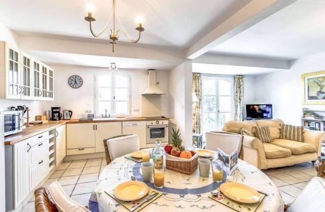 Les Migraniers by Interhome