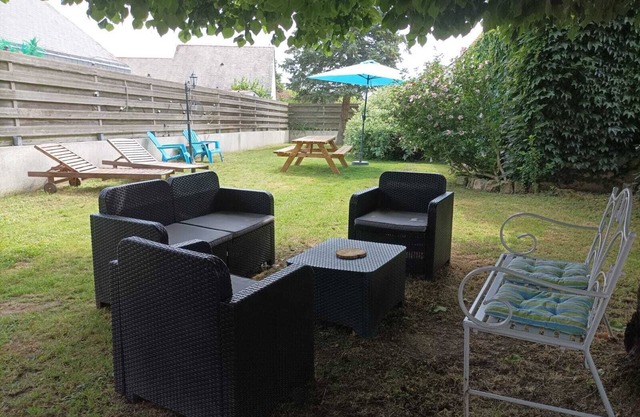 Les Mouettes B&B :Bord de Loire, calm, nature, garden, family suite