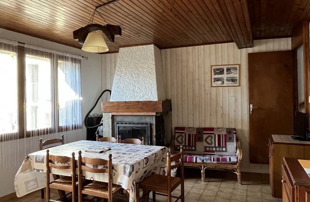 Les narcisses: 2-bedroom house sleeps 5/7