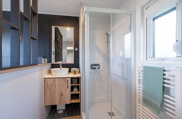 Les terrasses de Kersiny - 2 bedroom cottage with sea view and private SPA