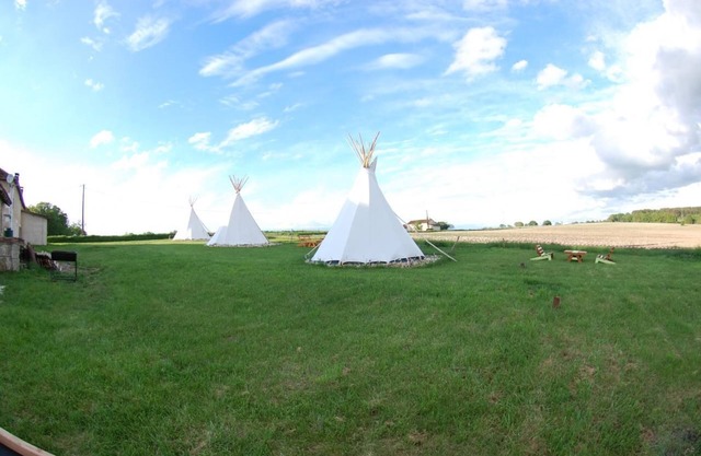Les Tipis de Bayot