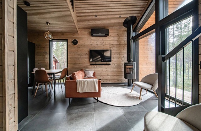 Levi Blackberry A by Aavalevi Holidays